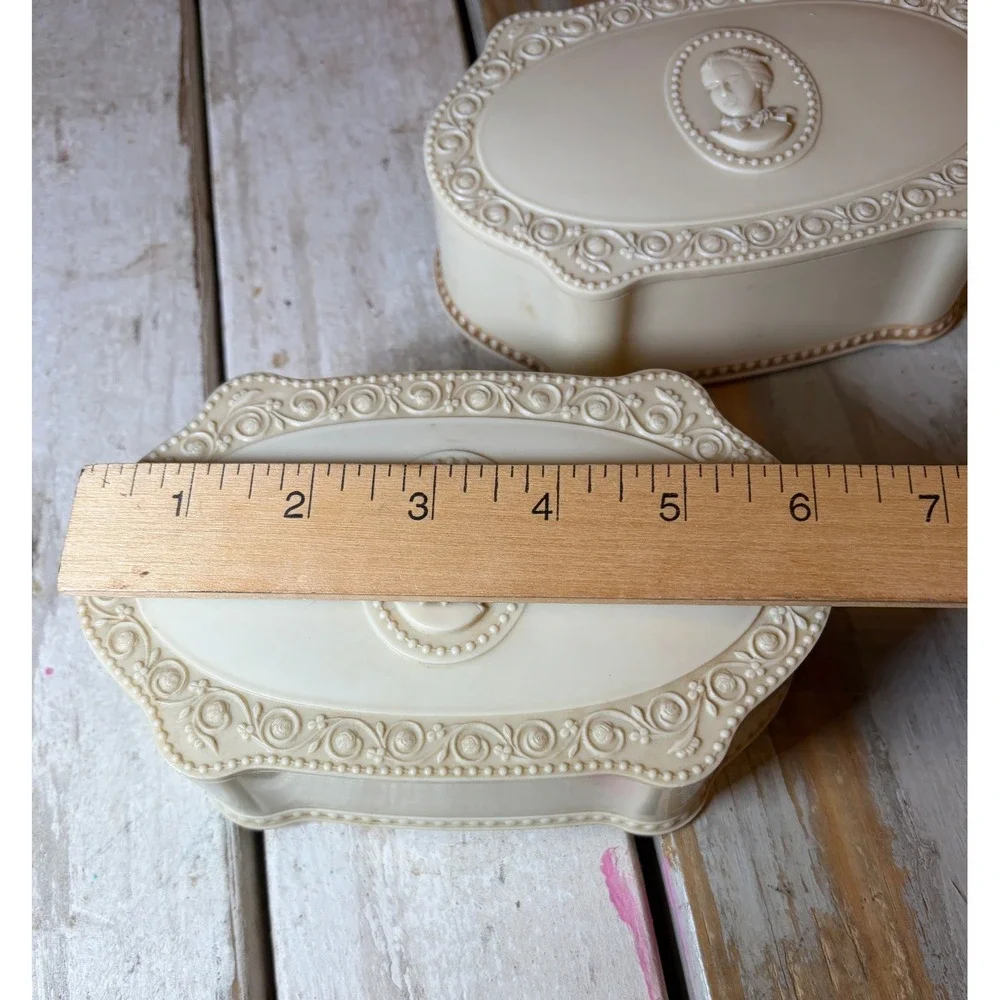 Set (2) Vintage LUXOR Vanity Trinket Dresser Boxes Cameo Design Molded Plastic